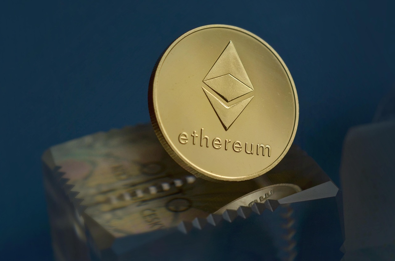 FxPro分析师Alex Kuptsikevich：数据显示XRP、SOL、ADA展现出技术面强势讯号